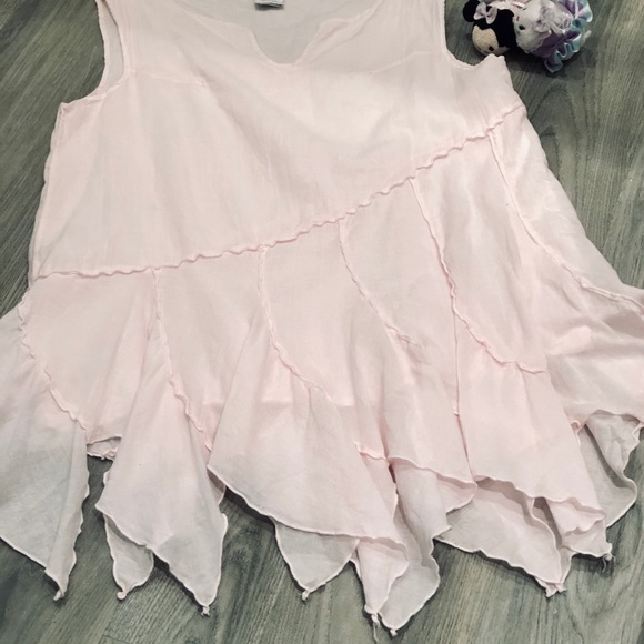 Luna Luz Petal Pink Tunic Top- Handkerchief Hem - Picture 2 of 7